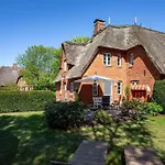 Haus Edda Feriehus *