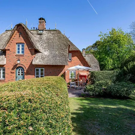 Haus Edda Semesterbostad *